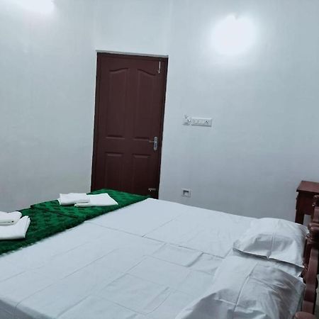 Alappuzha Palmy Residency 아파트 외부 사진